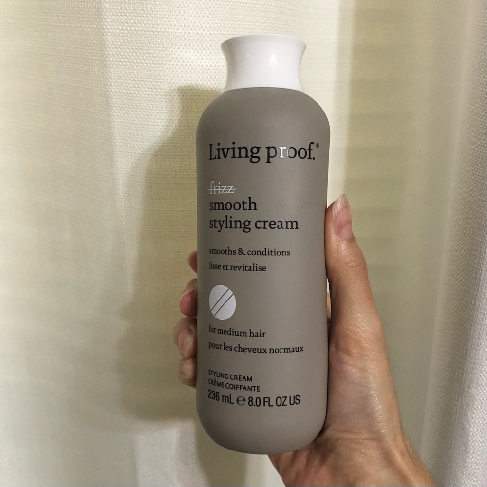 Living proof frizz smooth styling cream